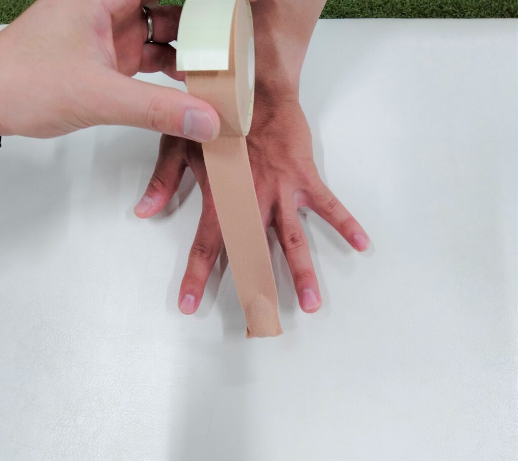 指の違和感 痛みに対するテーピング Pleady 指の違和感 痛みに対するテーピング Pleady