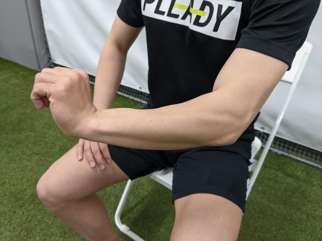 前腕 肘の動きをサポートするテーピング Pleady 前腕 肘の動きをサポートするテーピング Pleady